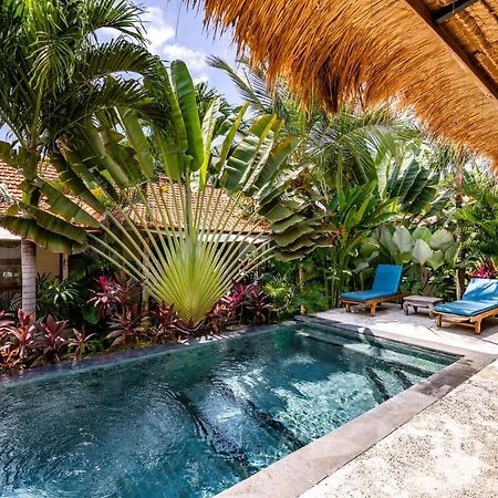 Seaside Tribe - Boutique Surf Stay & Retreat 타나롯 외부 사진