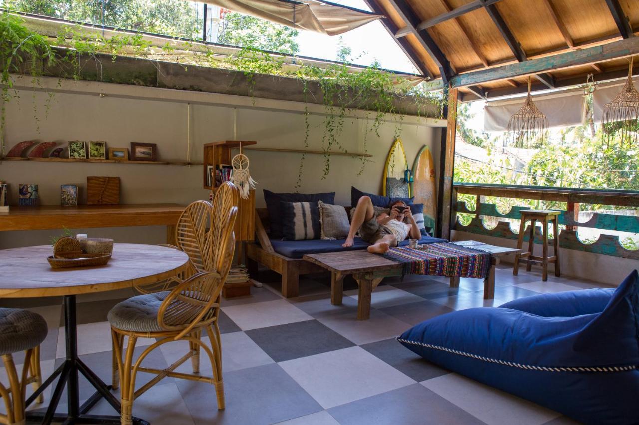Seaside Tribe - Boutique Surf Stay & Retreat 타나롯 외부 사진