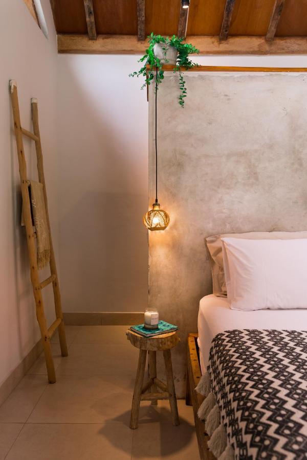 Seaside Tribe - Boutique Surf Stay & Retreat 타나롯 외부 사진