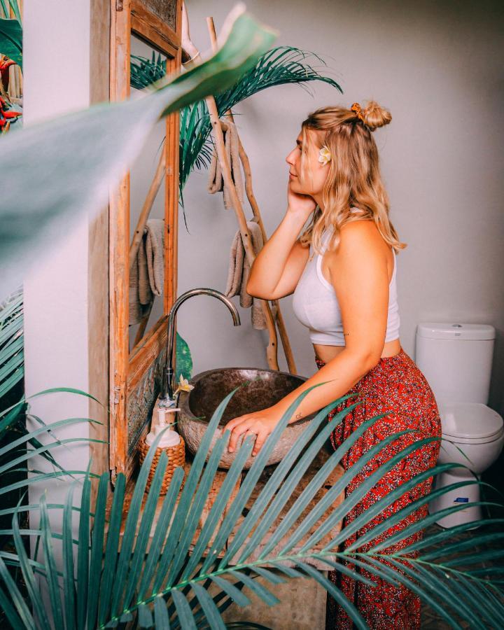 Seaside Tribe - Boutique Surf Stay & Retreat 타나롯 외부 사진