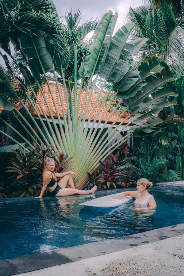 Seaside Tribe - Boutique Surf Stay & Retreat 타나롯 외부 사진