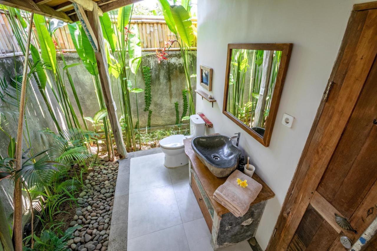 Seaside Tribe - Boutique Surf Stay & Retreat 타나롯 외부 사진